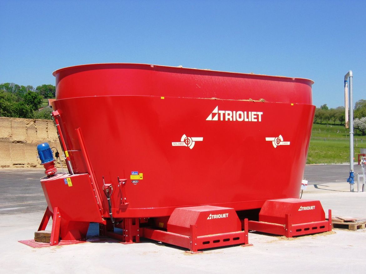 stationäre Futtermischwagen stationäre mischer stationäre futtermischer stationäre futtermischanlagen Biogas Trioliet solomix Biogaz